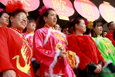 金年会（金字招牌,信誉至上）举行正月秧歌闹新春活动
