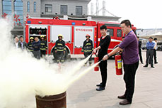 金年会（金字招牌,信誉至上）举行2014年春季消防安全培训和实战演习