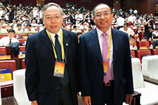 李长云主席与中国国际经济交流中心常务副理事长郑新立合影